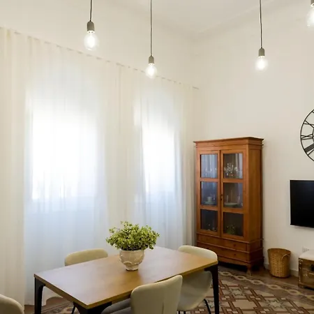 Seraphine's House Apartment Bari